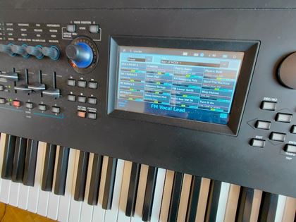 Yamaha-MODX8 weighted keys Great!